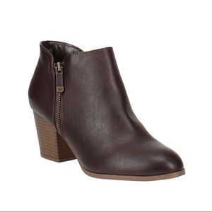 ❌ NEW Style & Co Masrinaa Wide Width Brown Faux Leather Ankle Boots Booties 9W